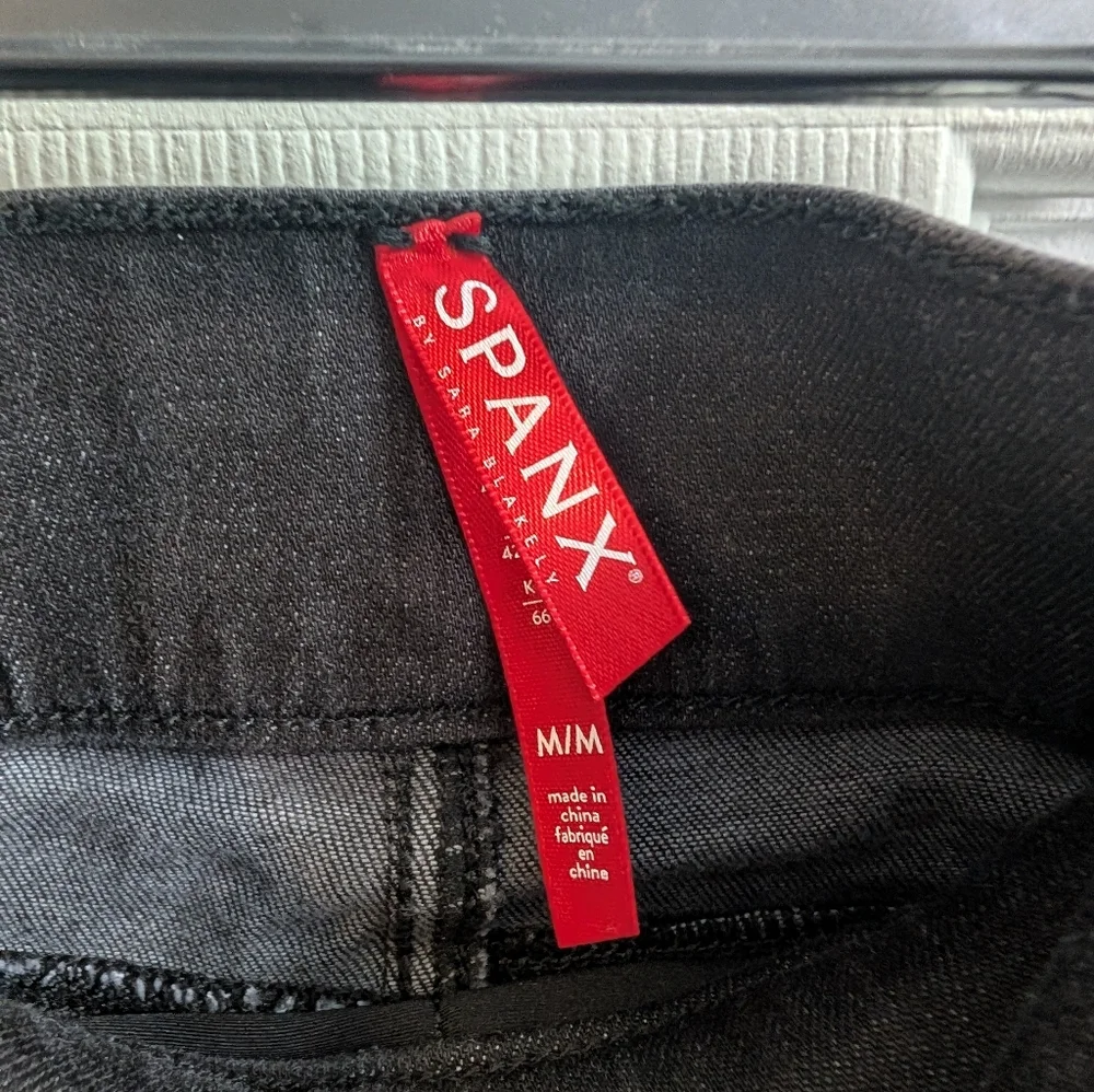 Spanx‎ Women's Black Distressed Skinny Jeans Jeggings  L37xW30 - Size M